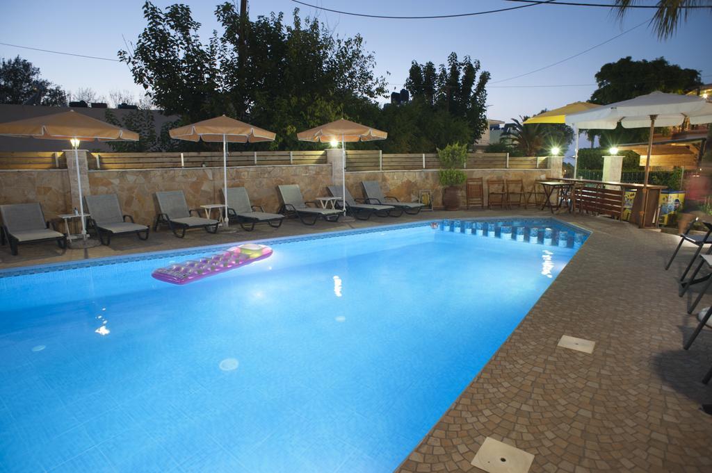Nikolas Suites 카토다라초 외부 사진